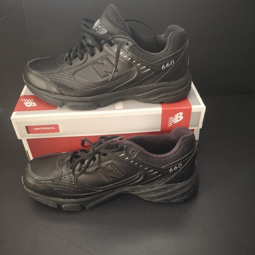 New Balance Ladies Size 8.5 #WW660BKF Black Walking Shoes Tie Closure